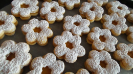 Dalla corte dei Savoia alle tavole di oggi: ecco la storia del dolce tipico piemontese di Ferragosto 