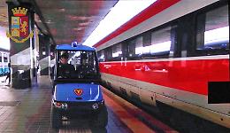 Il grande esodo: tutti i controlli della polizia su strade, treni e aeroporti