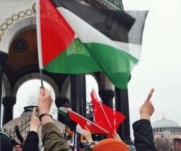 La guerra delle ipocrisie: perché Israele viene processato mentre Hamas viene assolto
