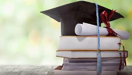 Niente accesso civico ai diplomi di laurea: lo stop del Garante Privacy