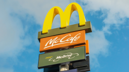 Borgaro, il nuovo McDonald's divide la città