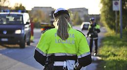 Incidente a Cuneo, 33enne ubriaco fugge dopo lo schianto: arrestato dalla polizia locale