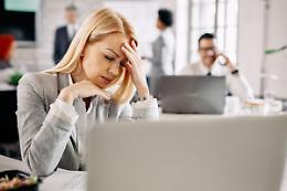 Ansia da rientro: il 45% degli italiani fatica a tornare al lavoro dopo le ferie
