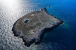 L’isola segreta che non appare su Google Maps: un paradiso privato del Mediterraneo ora disponibile in affitto