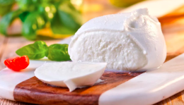 Mozzarella ritirata dai supermercati: coinvolti Penny Market, Conad, Carrefour e Latbri