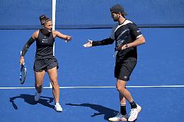 Jannik Sinner rinuncia al doppio misto degli US Open, vincono negli ottavi Vavassori ed Errani e Musetti e l'americana McNally