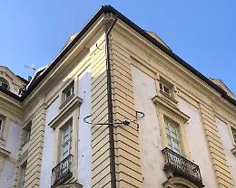L'edificio più punk di Torino: scopri la storia del "palazzo col piercing"