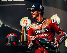 Bagnaia fa pace con Ducati: «Non sto pensando di cambiare»