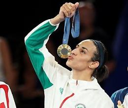 Imane Khelif smentisce il ritiro: “Continuo ad allenarmi, non ho lasciato la boxe”