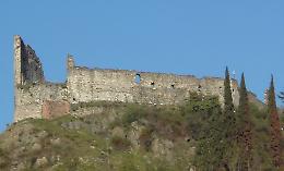 Il Castello di Avigliana: dalle origini medievali alla rinascita moderna