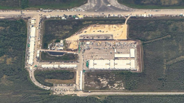  Giudice ordina la chiusura del carcere per immigrati "Alligator Alcatraz"