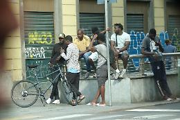 I portici di proprietà degli spacciatori: a ottobre ennesimo tavolo di sicurezza
