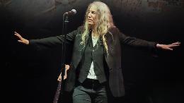 Patti Smith torna con l’inedito Snowball, che anticipa la nuova edizione di Horses