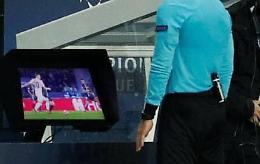 Serie C, subito polemiche con il Var nel match Carpi-Juventus Next Gen: la FIFA corre ai ripari