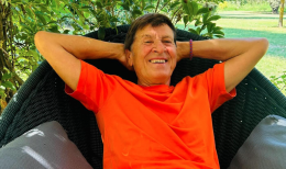 Gianni Morandi si prende una pausa dai social: “Ci rivedremo tra un po’”