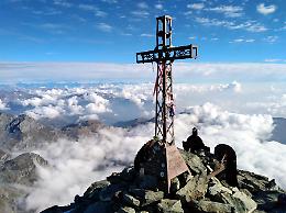 Cent’anni in vetta: la croce del Monviso celebra il suo anniversario