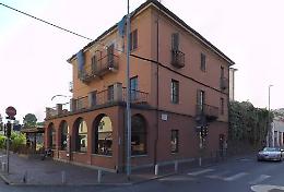 Corso Nigra, via gli inquilini: arrivano gli occupanti