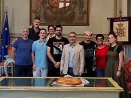 Da Twitch al Comune: Dario Moccia il sindaco di Chieri per la sagra della focaccia dolce