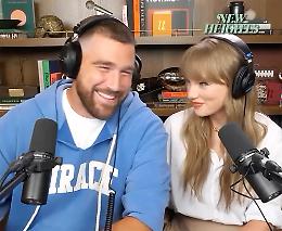 La proposta di Travis Kelce, si è svolta subito dopo la registrazione del podcast "New Heights", tutti i dettagli