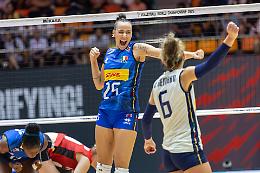 Italia in campo nella semifinale dei Mondiali contro il Brasile, Yasmina Akrari: «Sarà una battaglia senza esclusione di colpi» 