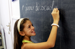 Piemonte, la campanella suona per quasi mezzo milione di studenti 