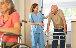 Anziani e cadute, ad Asti due giornate di prevenzione con i fisioterapisti dell’ASL AT