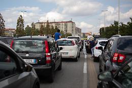 Piazza Baldissera paralizzata anche oggi. E Gtt cambierà i percorsi degli autobus 