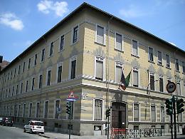Torino, nuovo spazio pedonale in via Bove: inaugurazione con studenti e cittadini