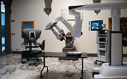 Nuovo robot “Single Port” nel reparto di Urologia delle Molinette