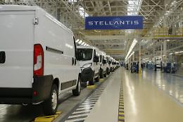 Stellantis, 600 operai accettano l'uscita incentivata ad Atessa