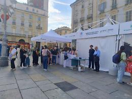 La sanità scende in piazza: screening gratuiti per 20mila torinesi
