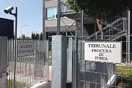 Violentata per mesi, poi accoltellata: nuova accusa per l’uomo già condannato