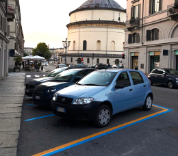 Strisce gialloblù alla Gran Madre: multe in arrivo per i non residenti