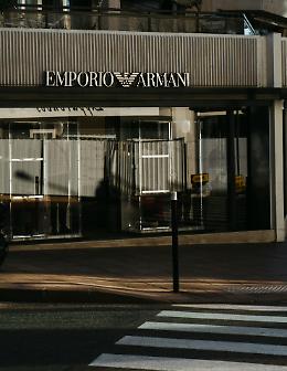 Armani, il progetto segreto per un polo del lusso tutto italiano
