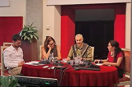 Lezione di “intifada” in Comune: l’intellettuale "amico" di Hamas a Palazzo Civico