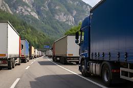 Chiusura del Monte Bianco e lavori sulla Torino-Savona: autotrasportatori in difficoltà, chiesti ristori