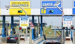 Autostrada: due notti senza uscita al casello di Castelletto Ticino