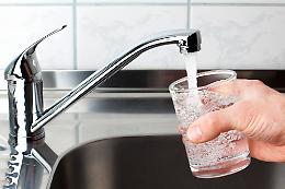 Batteri intestinali nell'acqua del rubinetto, l'ordinanza del sindaco di Sant'Antonino di Susa: acqua potabile solo previa bollitura