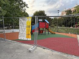 Torino, il giardino delle Operaie cambia volto: via fontana e pergola, arriva l’area giochi