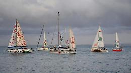 Flotilla per Gaza: "Navi da guerra si avvicinano". Ecco cosa sta succedendo IL VIDEO