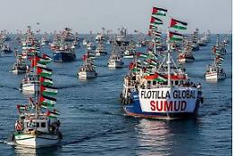 Flotilla, la "Mikeno" si ferma a poche miglia da Gaza: 22 italiani tra gli arrestati