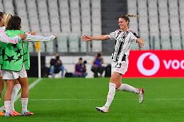 Una doppietta da sogno di Cecilia Salvai trascina la Juventus Women alla vittoria sul Benfica 