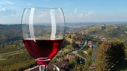 Alba è la città più "wine-friendly" d’Italia: sul podio con Siena e Olbia