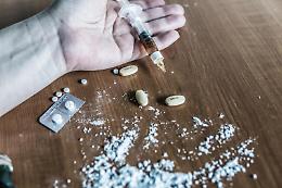 Drogati di fentanyl cacciati dalla discoteca (e uno va in escandescenze alle Molinette)