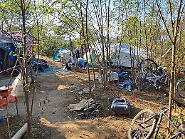 Collegno, sgomberato l’accampamento abusivo nei pressi della stazione Fermi