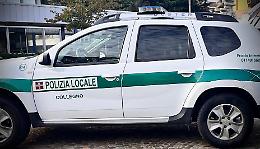 Collegno, auto contro monopattino elettrico: tre feriti lievi tra cui due quindicenni senza casco