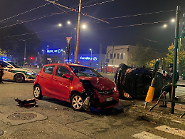 Ennesimo incidente all'incrocio "killer": tre feriti all'ospedale
