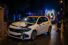 Agliè, incidente in piazza Martiri della Libertà: auto contro un muro, un ferito grave ma non in pericolo di vita