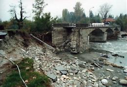 L'alluvione del 2000 che ha devastato Pinerolo, i cittadini: “Ricordo benissimo”