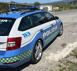 Incidente a Perosa Argentina: auto si ribalta sulla provinciale, ferito il conducente